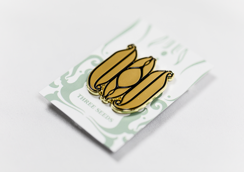 THREE SEEDS LOGO PIN